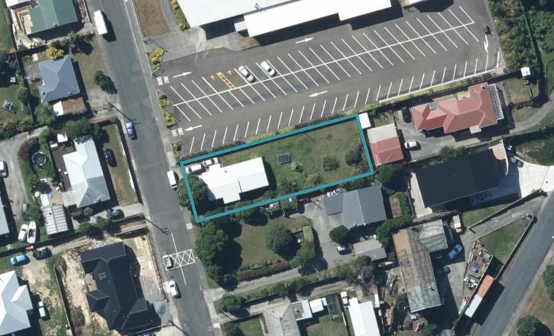 46 Ngatitoa Street, Takapuwahia, Porirua - Carousel 1