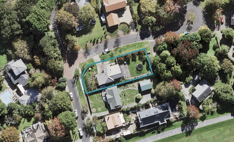 1 Birchwood Grove, Greenhithe, Auckland - Carousel 1