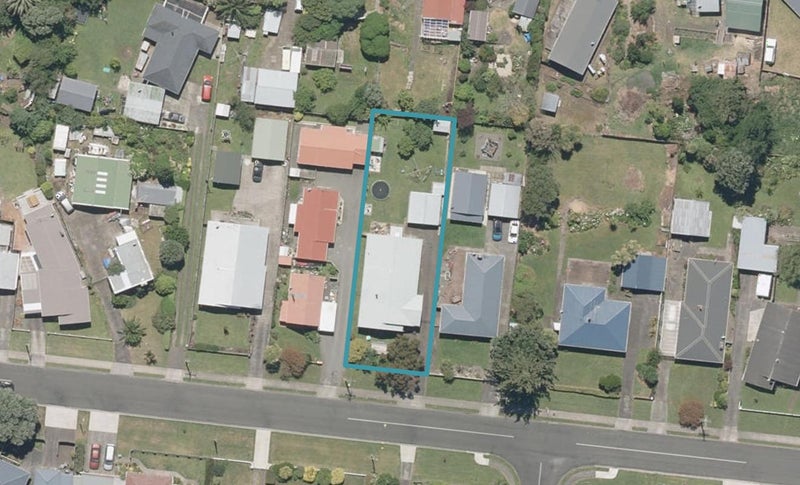 8 Nikau Street, Tawhero, Whanganui - Carousel 1
