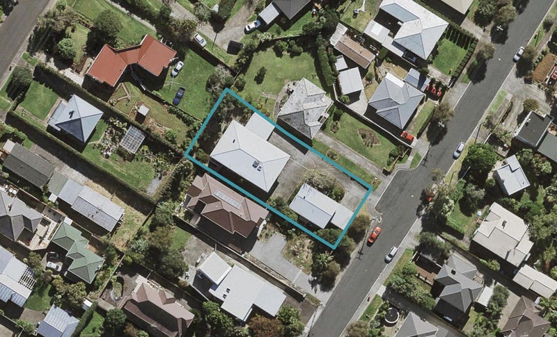 2/50 Te Kawa Road, Greenlane, Auckland - Carousel 1