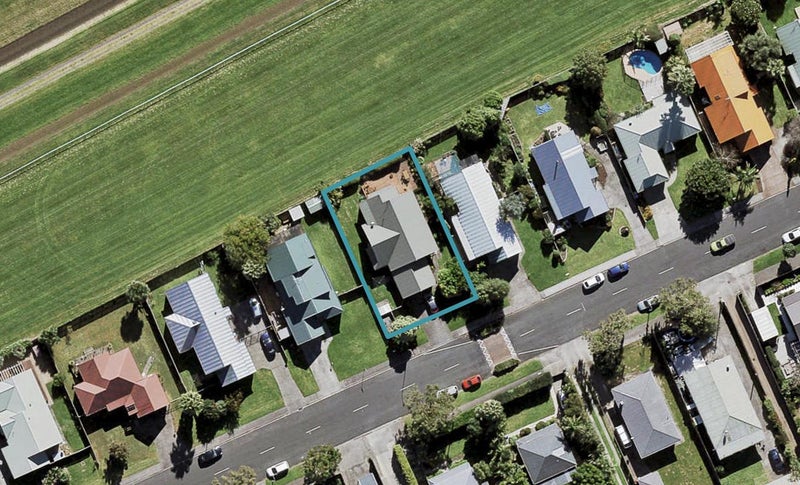 71 Wingate Street, Avondale, Auckland - Carousel 1