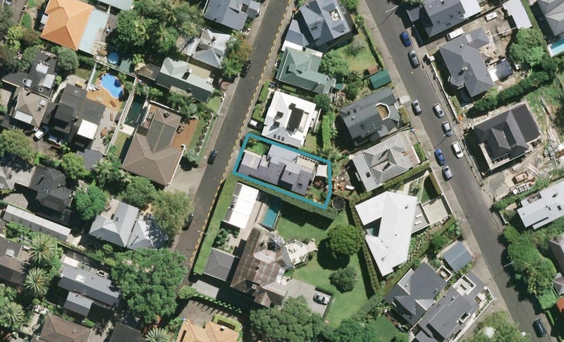 6 Percival Parade, Saint Marys Bay, Auckland - Carousel 1