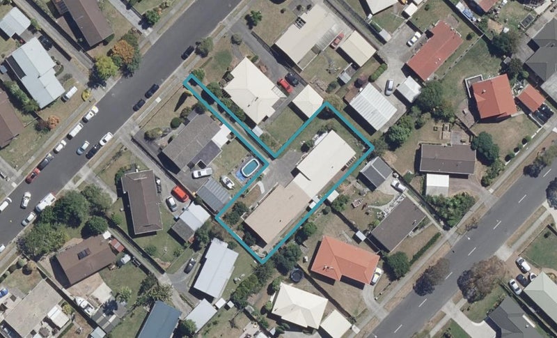 11B Cromwell Drive, Fitzroy, Hamilton - Carousel 1