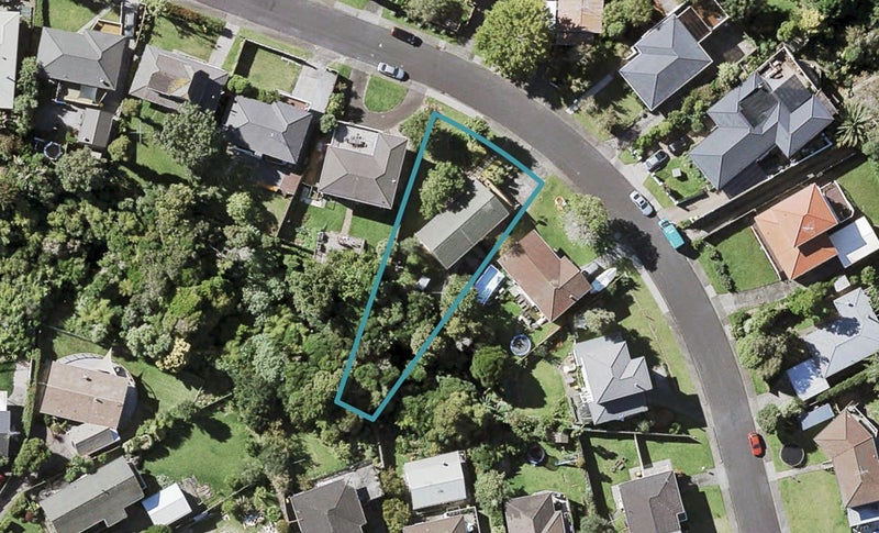 33 Judkins Crescent, Cockle Bay, Auckland - Carousel 1