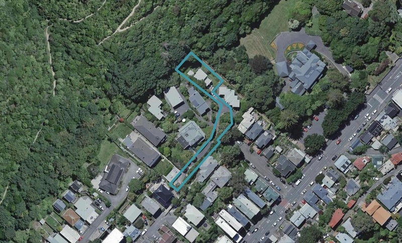 18 Upton Terrace, Thorndon, Wellington - Carousel 1