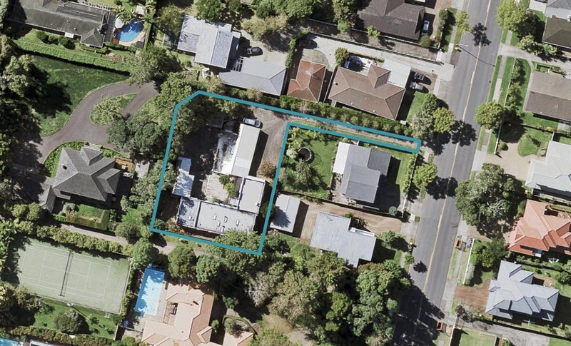 80 Glenmore Road, Sunnyhills, Auckland - Carousel 1