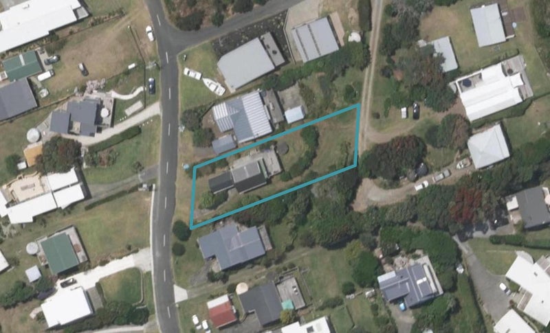 41 Eveline Street, Mangawhai Heads, Mangawhai - Carousel 1