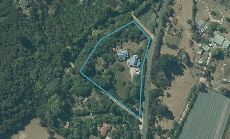 25 Tukurua Road, Takaka - Carousel 1