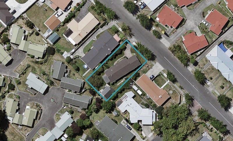 1219 Louie Street, Parkvale, Hastings - Carousel 1