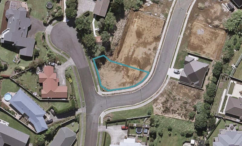 1 Frederick Place, Whalers Gate, New Plymouth - Carousel 1