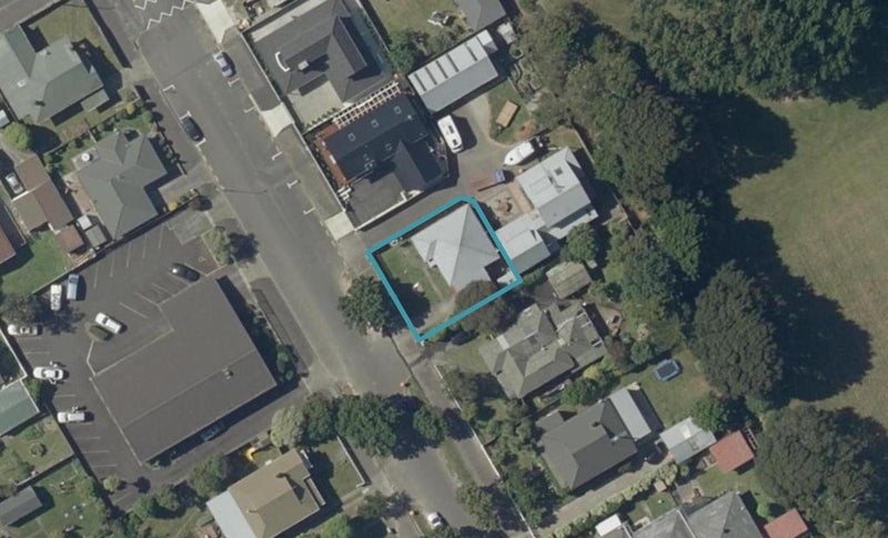 7 Colombo Street, Hokowhitu, Palmerston North - Carousel 1