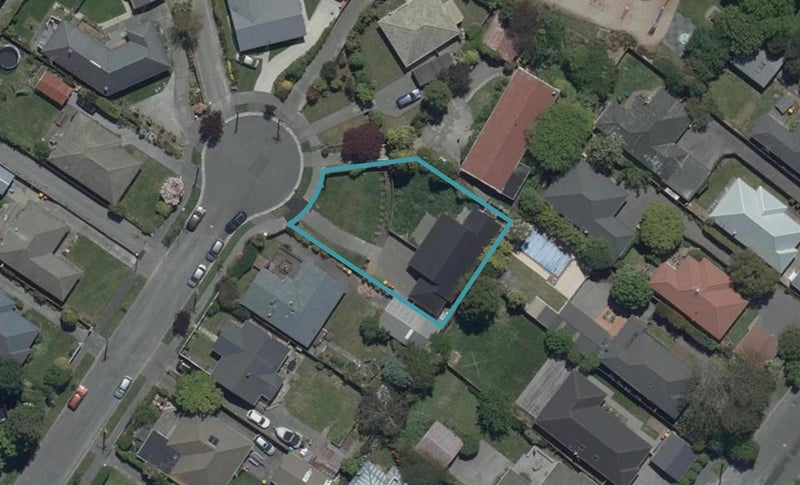 42 Torquay Place, Bryndwr, Christchurch - Carousel 1