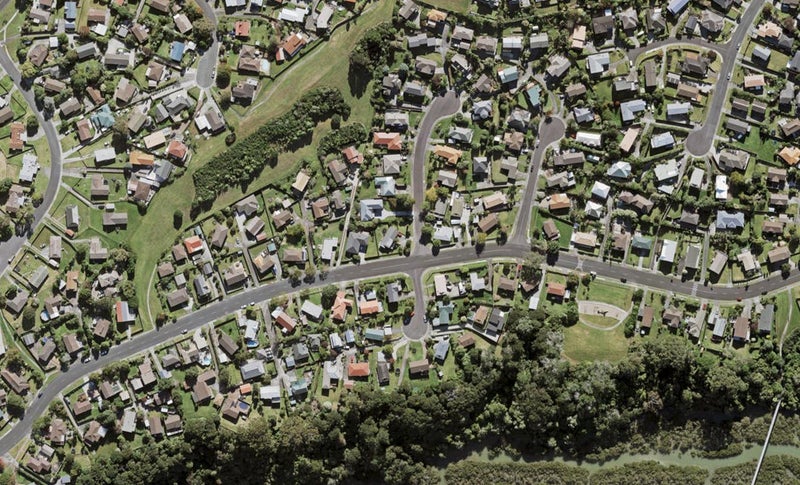 2A van Dyke Place, West Harbour, Auckland - Carousel 1