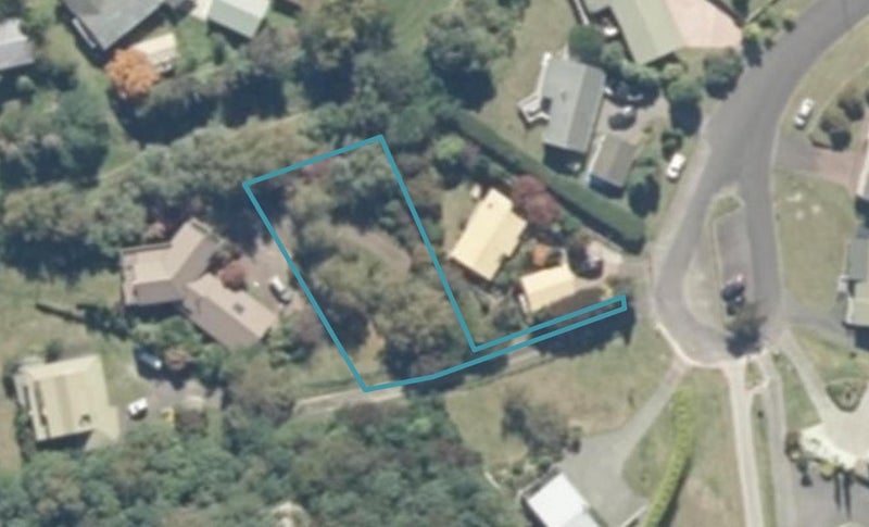 37 Boojum Dell, Kinloch, Taupō - Carousel 1