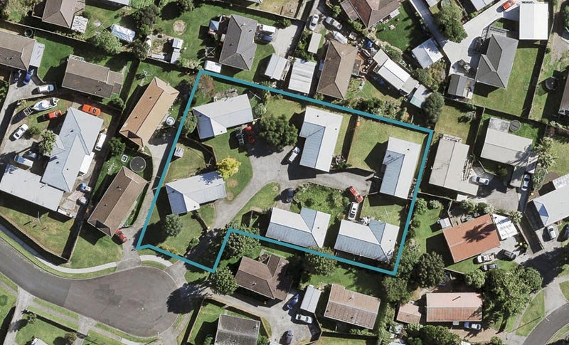 14 Gila Place, Weymouth, Auckland - Carousel 1