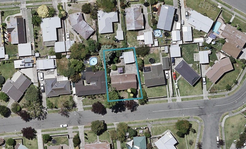 14 Glamorgan Avenue, Tamatea, Napier - Carousel 1