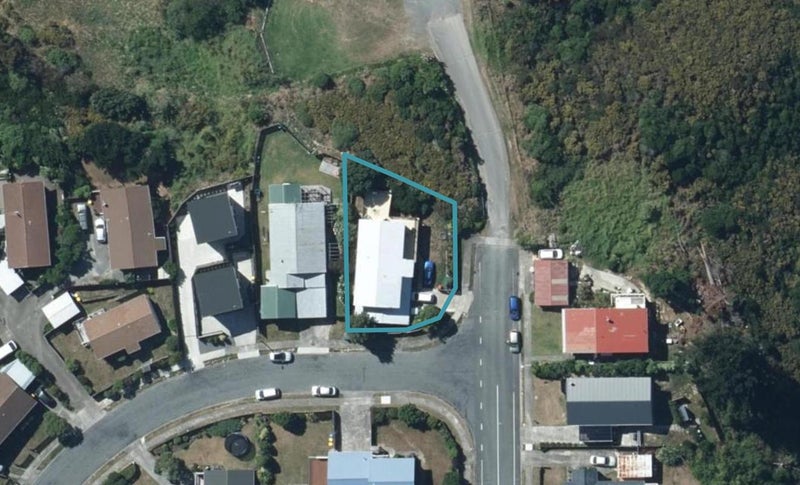 41 Rothwell Street, Titahi Bay, Porirua - Carousel 1