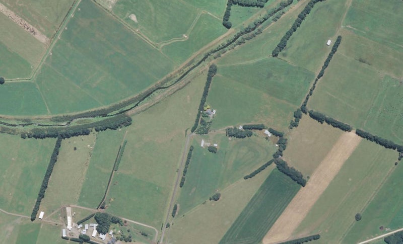 139 Soldiers Sett Road, Lake Reserve, Featherston - Carousel 1