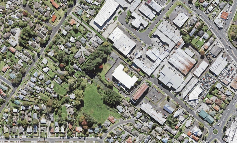 23B/30 Westward Ho, Glen Eden, Waitakere - Carousel 1