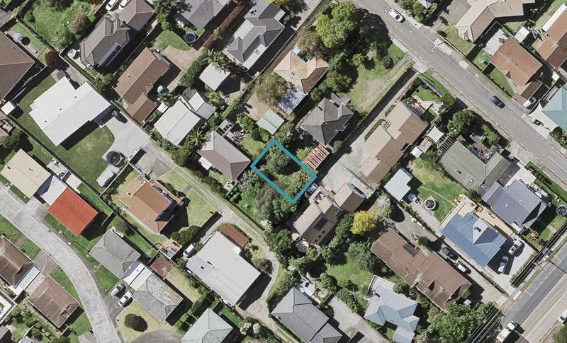 18E Stratford Avenue, Milford, Auckland - Carousel 1