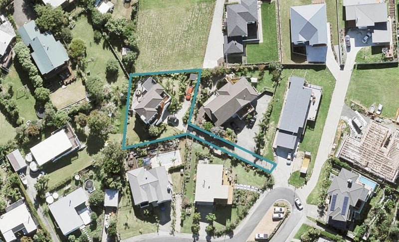 25 Kotanui Avenue, Army Bay, Whangaparaoa - Carousel 1