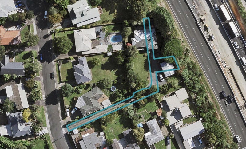 8/1 Brough Road, Manurewa East, Auckland - Carousel 1