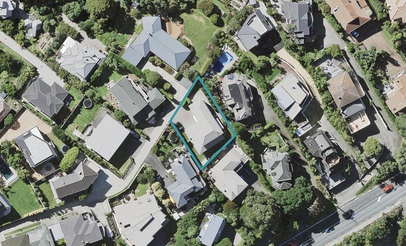 11B Eastcliffe Road, Castor Bay, Auckland - Carousel 1