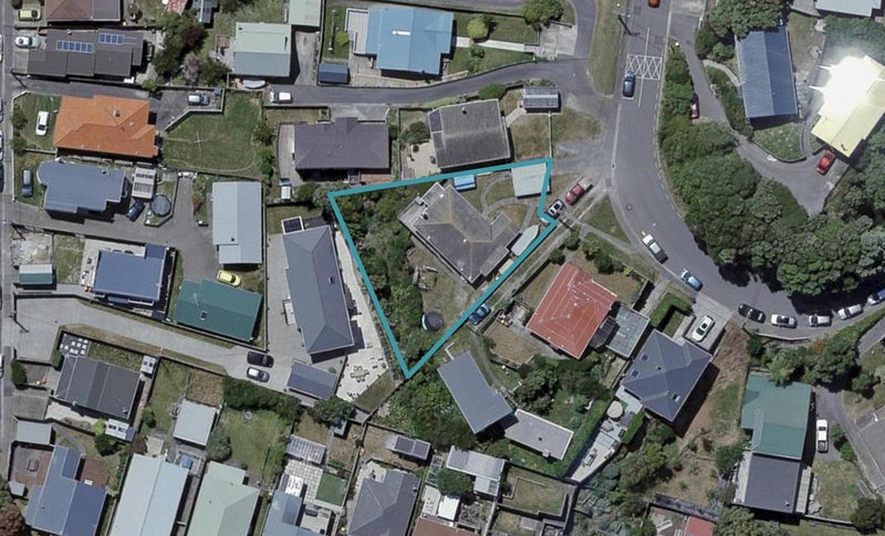 106 Wexford Road, Miramar, Wellington - Carousel 1