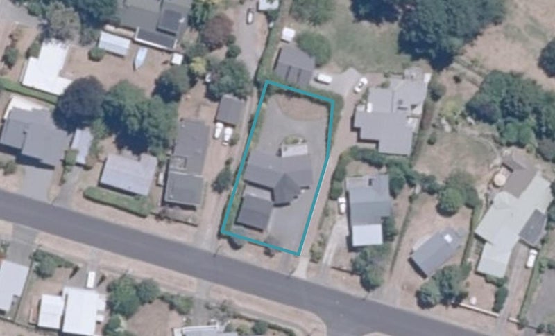 20 Matuku Street, Two Mile Bay, Taupō - Carousel 1