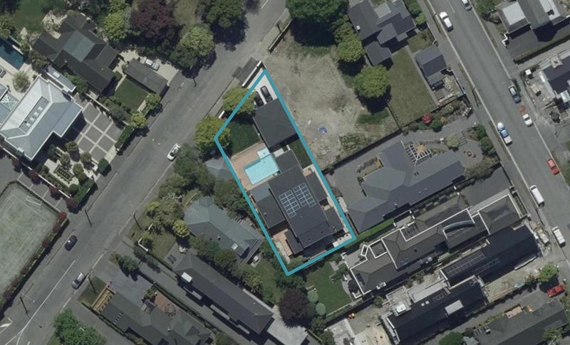 10 Wairarapa Terrace, Merivale, Christchurch - Carousel 1
