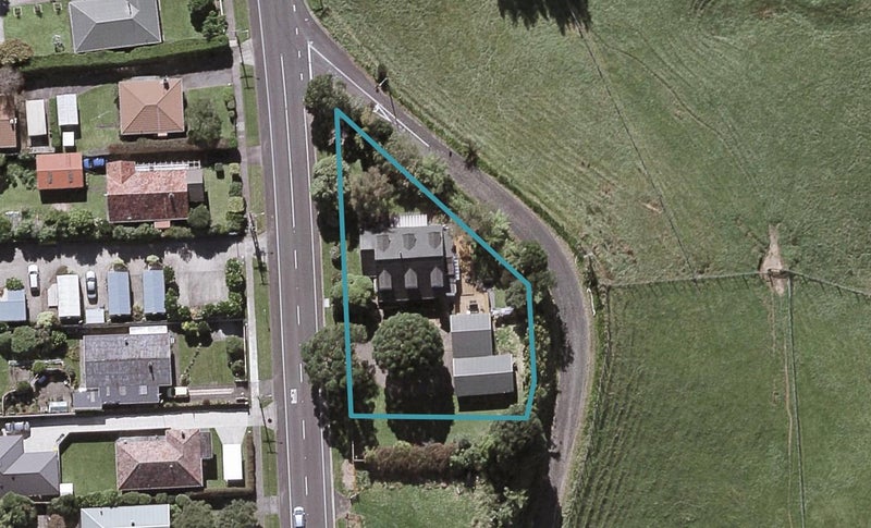 455 Carrington Street, Upper Vogeltown, New Plymouth - Carousel 1