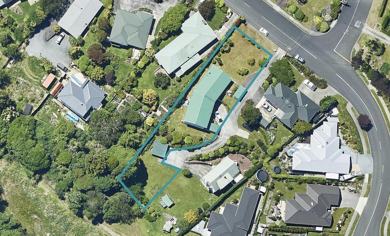 1/75 Iles Road, Lynmore, Rotorua - Carousel 1