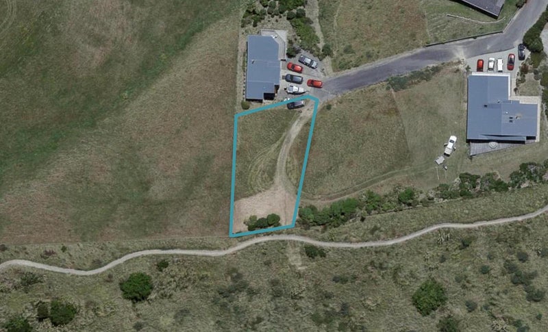 28 Balfour Crescent, Castlepoint - Carousel 1