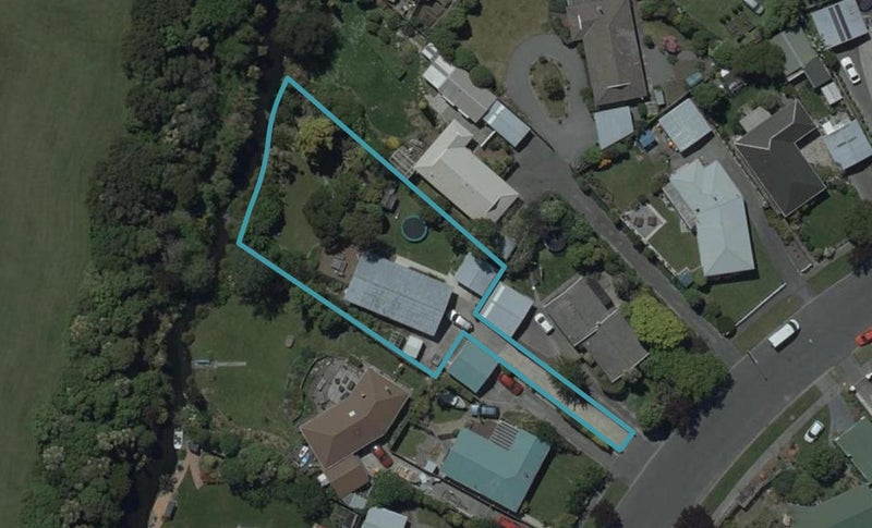 86 Warren Crescent, Hillmorton, Christchurch - Carousel 1