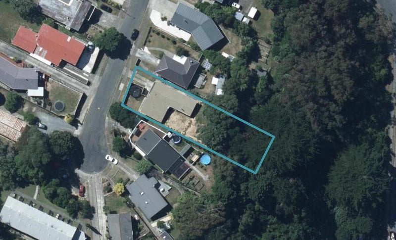 9 Quinn Grove, Ranui, Porirua - Carousel 1
