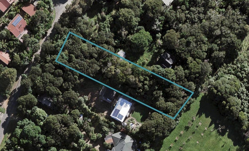 63 Whakarite Road, Ostend, Waiheke Island - Carousel 1