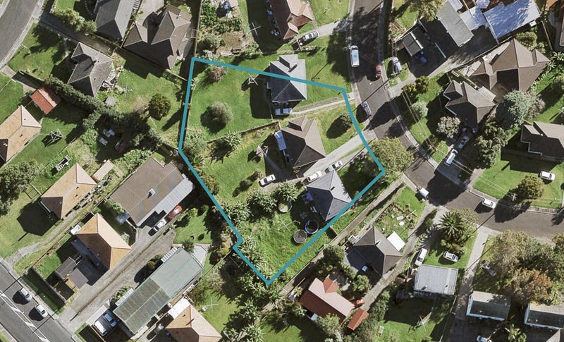 34 Sanft Avenue, Mount Roskill, Auckland - Carousel 1