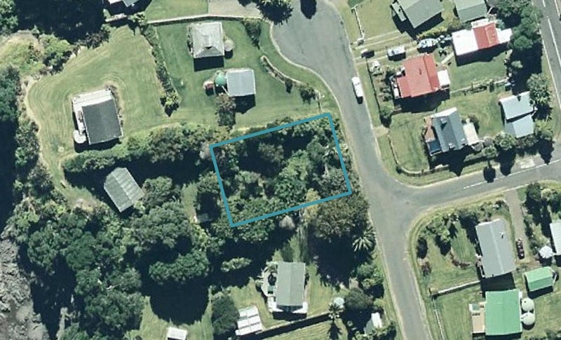 12A Para-Rauaruhe Crescent, Te Kaha, Te Kaha - Carousel 1