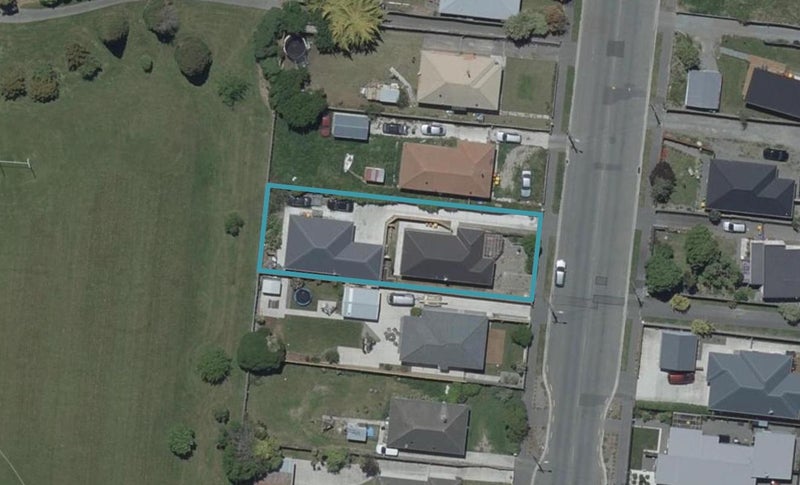 2/81 Bower Avenue, New Brighton, Christchurch - Carousel 1