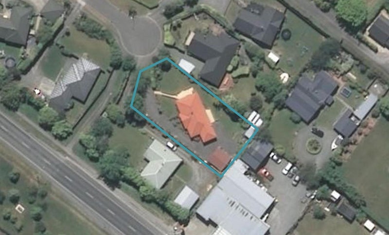 13 De Renzie Place, Kirwee - Carousel 1