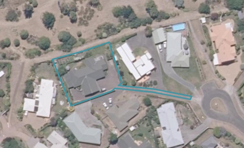 4 Amoroa Place, Acacia Bay, Taupo - Carousel 1