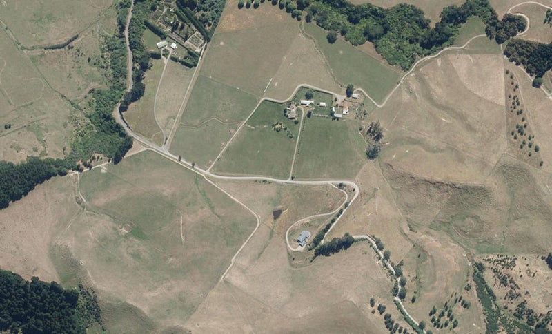 99 No 1 Line, Pohangina, Ashhurst - Carousel 1