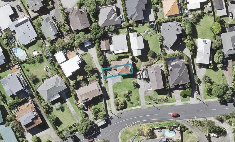 10/27 Hastings Road, Mairangi Bay, Auckland - Carousel 1
