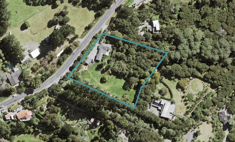 178 Forest Hill Road, Waiatarua, Auckland - Carousel 1