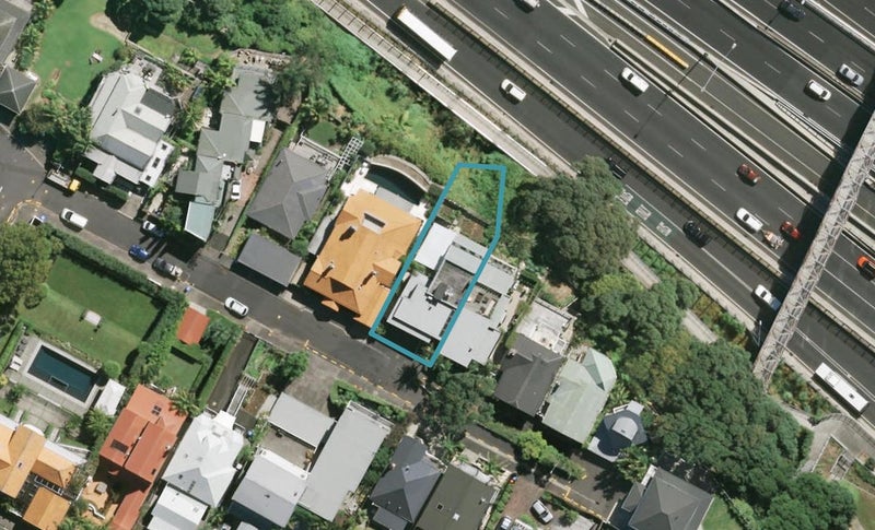 10 Harbour Street, Saint Marys Bay, Auckland - Carousel 1