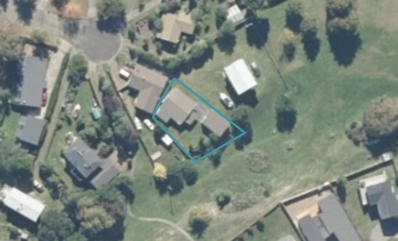 1/31 Irwin Place, Kinloch, Taupō - Carousel 1