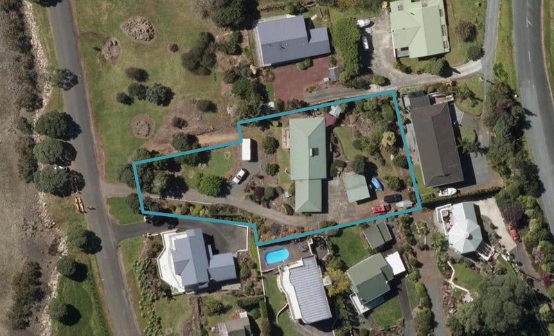258 Beach Road, Onerahi, Whangarei - Carousel 1
