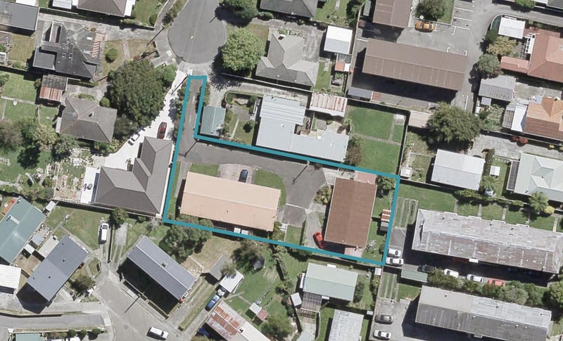 2/1 Saulbrey Grove, Woburn, Lower Hutt - Carousel 1