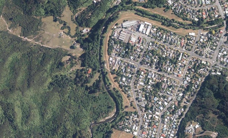 27D Faulke Avenue, Wainuiomata, Lower Hutt - Carousel 1
