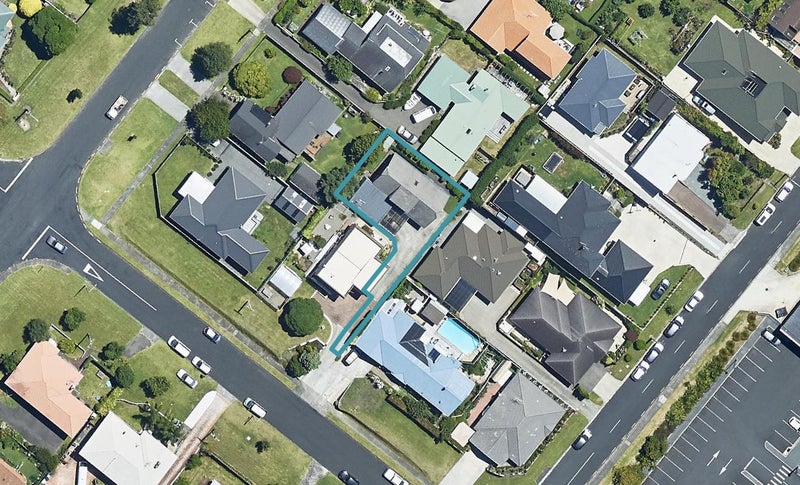 211 Fourteenth Avenue, Tauranga South, Tauranga - Carousel 1